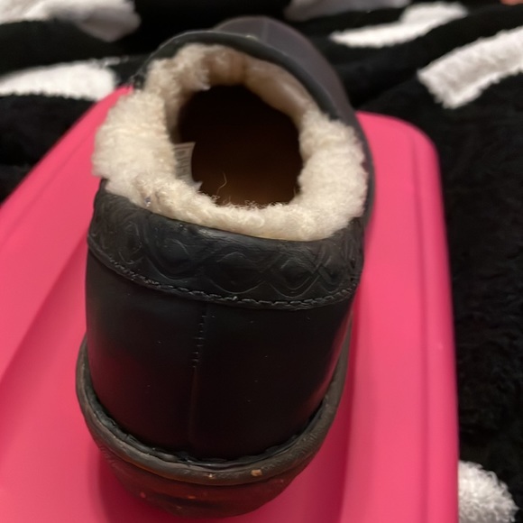 Uggs new without tag slip on size 9 women - Picture 4 of 6